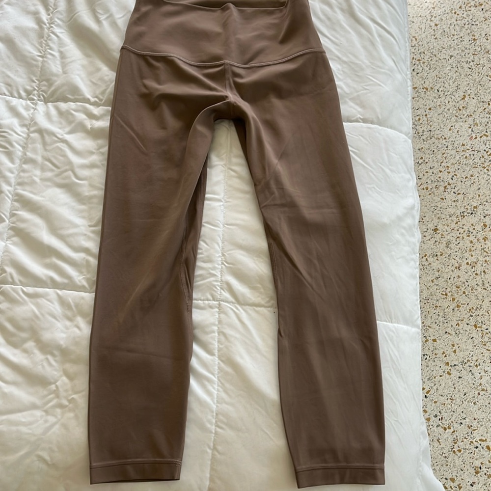 Lululemon Align High Rise Crop size 8 Taupetastic